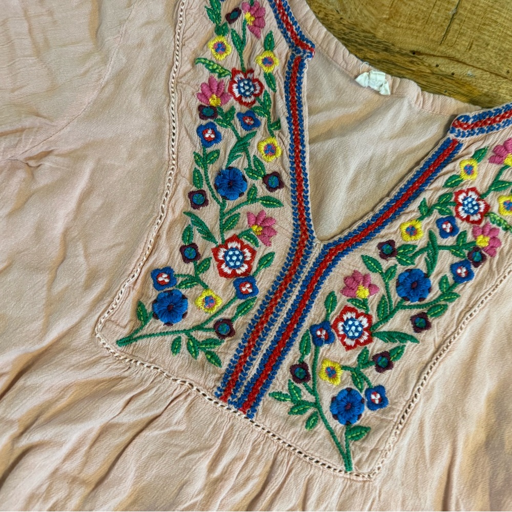 En Crème Pink Embroidered Boho Top Size Small - Picture 4 of 8